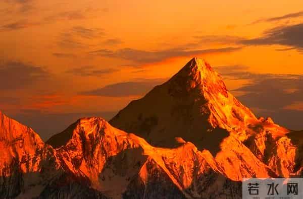 “句子虽短,但句句走心,适合发朋友圈的高质量文案”