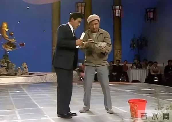 小品奥斯卡,精选春晚前9名的小品,《拜年》排名第一实至名归!