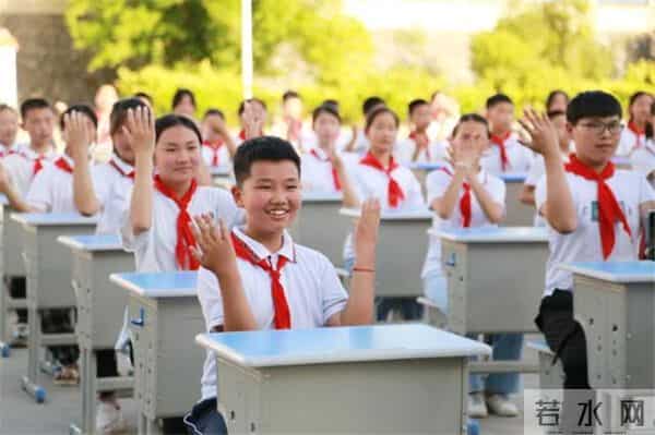 健康大课间活动深受学生喜爱