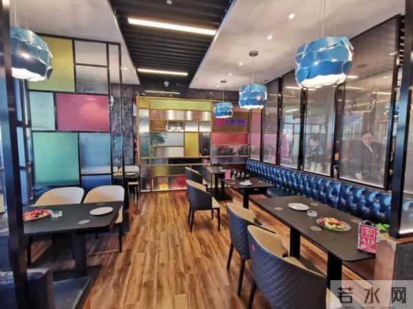 爆满！通州“全聚德”变成“弘宾楼”，今日开业，主打中国菜，预约已到5月