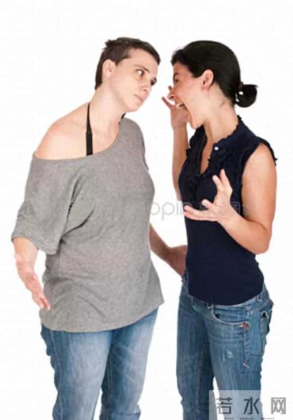 世界在变化无常,亲情淡如水。