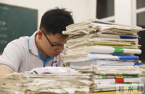 英语太重要,主科地位稳固,符合发展需求不可能改变!