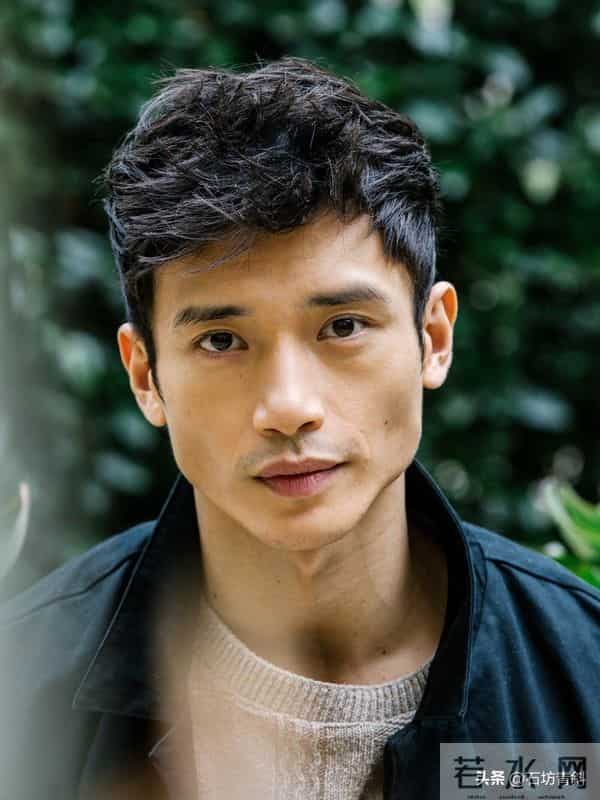 放弃当工程师,投身演艺圈,凭《辣妈辣妹2》走红,已是幸福人夫