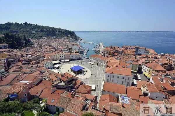 冯骥才域外散文《离我太远了,皮兰》