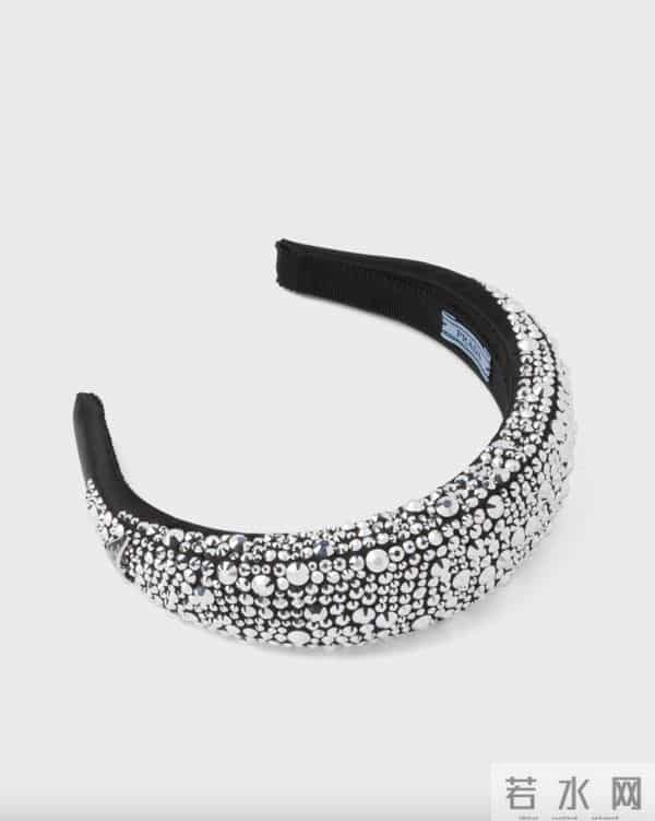 「May I love you」的意思是:在五月,我爱你