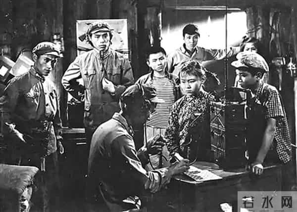 向着胜利勇敢前进