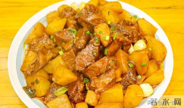 3.8女神节!建议女人:生活别太节俭,8物该吃就吃,千万别心疼钱