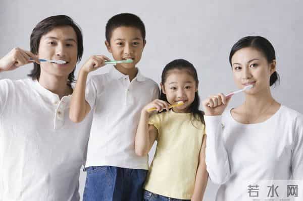 小学满分作文《伟大的母爱》有了伟大妈妈,春天处处开花