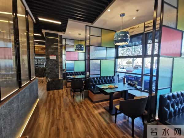 爆满！通州“全聚德”变成“弘宾楼”，今日开业，主打中国菜，预约已到5月