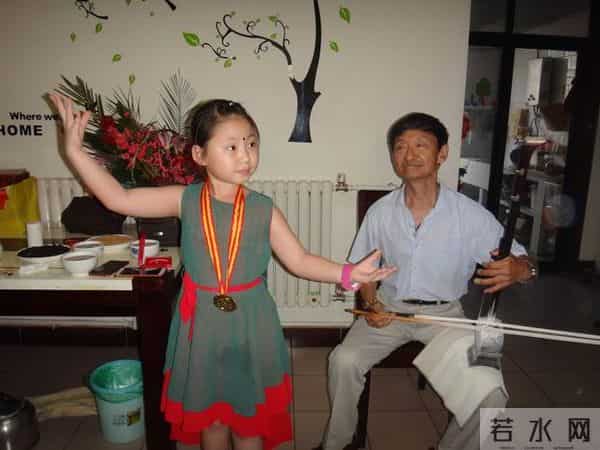 梅花香自苦寒来 张琬其摘得中国戏曲小梅花金奖