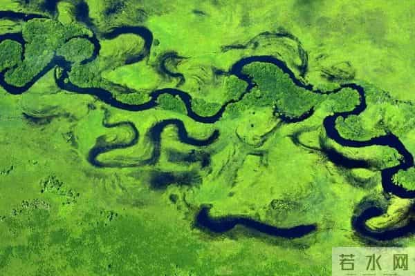 70年来,有没有一首歌,让中国人听了就热泪盈眶?