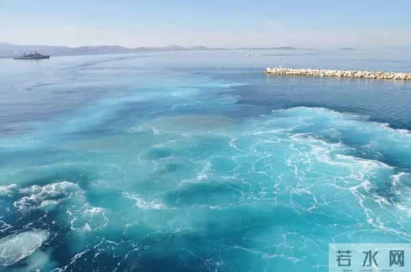 70年来,有没有一首歌,让中国人听了就热泪盈眶?