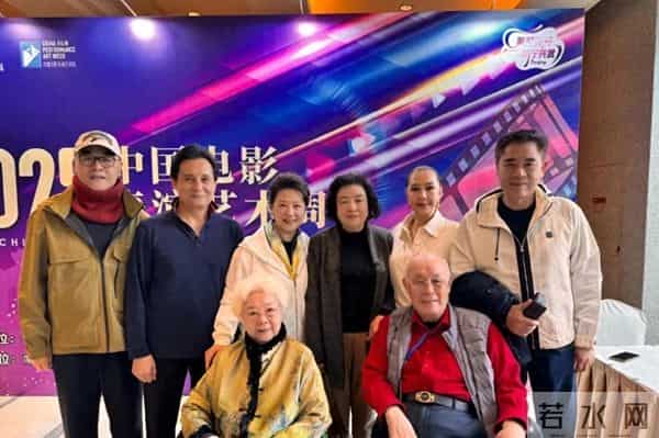 破案了!陈宝国稳站C位,背后原因让所有人闭嘴服气