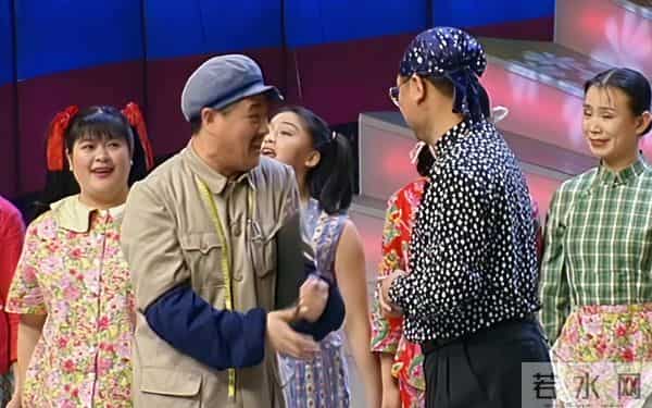 小品奥斯卡,精选春晚前9名的小品,《拜年》排名第一实至名归!