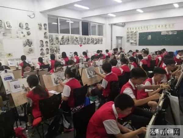 今天查中考成绩，蒲江高中“自我介绍”请查收！