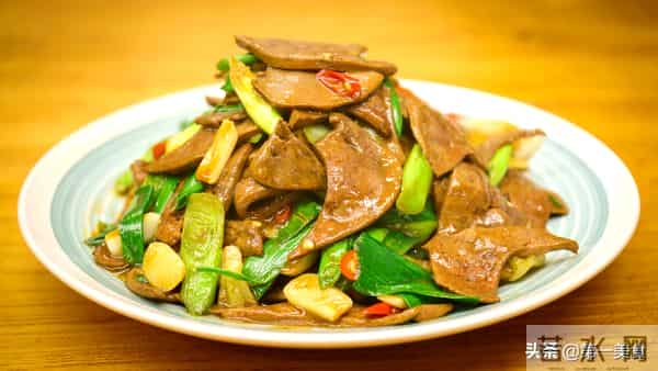 3.8女神节!建议女人:生活别太节俭,8物该吃就吃,千万别心疼钱