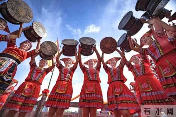 壮族人有什么特色，人群里你认得出吗？