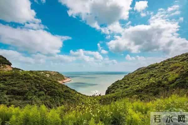 70年来,有没有一首歌,让中国人听了就热泪盈眶?