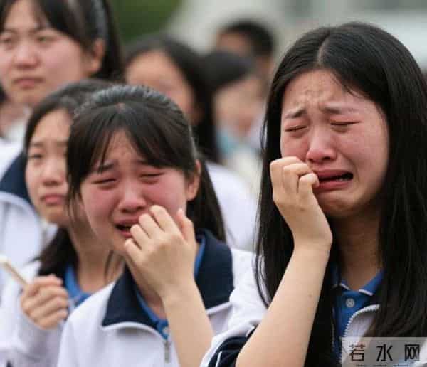 “全班凑不出一个本科”,高三9班全员单招,网友:老师咋教的?