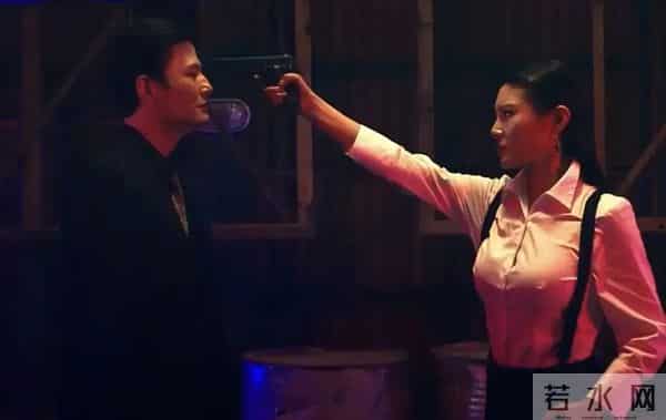 女明星分享分居生活，男友评论区留言，网友急了：还能看到你们直播吗？