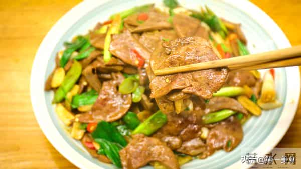 3.8女神节!建议女人:生活别太节俭,8物该吃就吃,千万别心疼钱