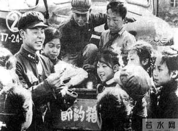 学雷锋纪念日 - 那些激励了几代人的励志名言!