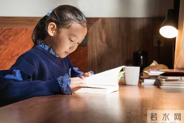 教育孩子最省力的方法：别和孩子斗，帮他自己斗