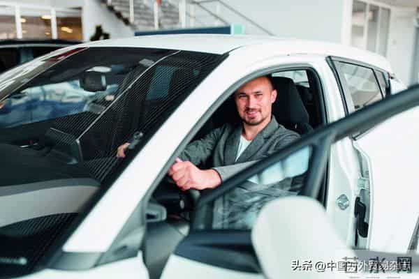 中国新能源汽车在乌兹别克斯坦的投资风险与突围之路