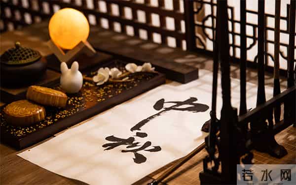 今年国庆很特别,这些细节意味深长