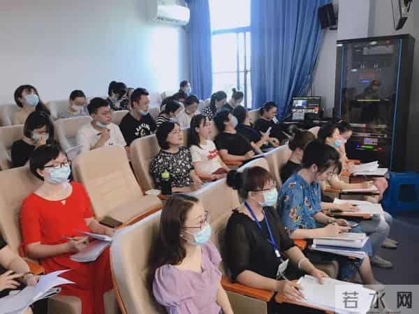 厦门五缘第二实验学校：同台竞技展风采，共同交流促提升