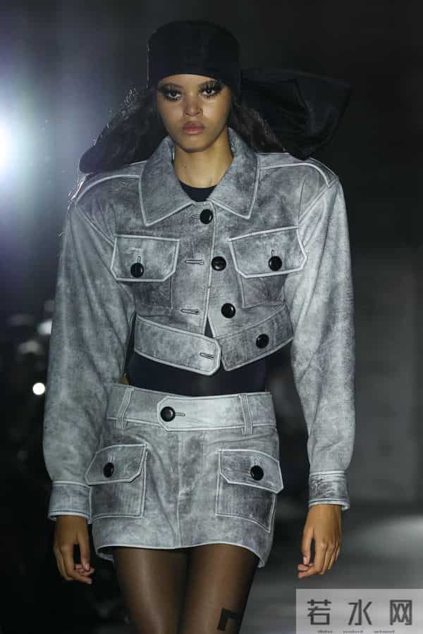 (外代二线)巴黎时装周——Vaquera品牌时装秀(3)