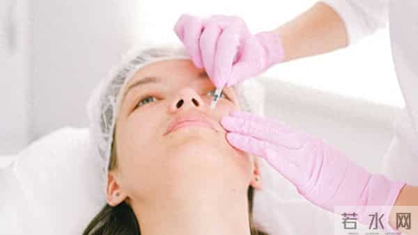 医美行业成功秘诀：四大网络营销策略，建立长期与信任的客户关系