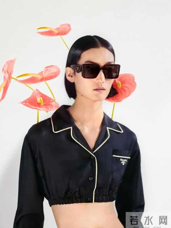 「May I love you」的意思是:在五月,我爱你