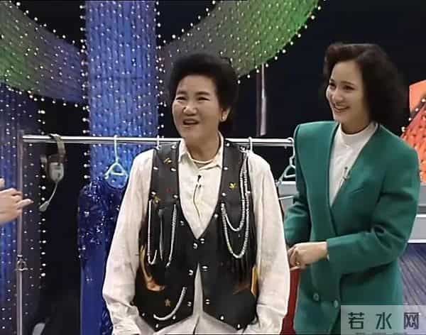 小品奥斯卡,精选春晚前9名的小品,《拜年》排名第一实至名归!