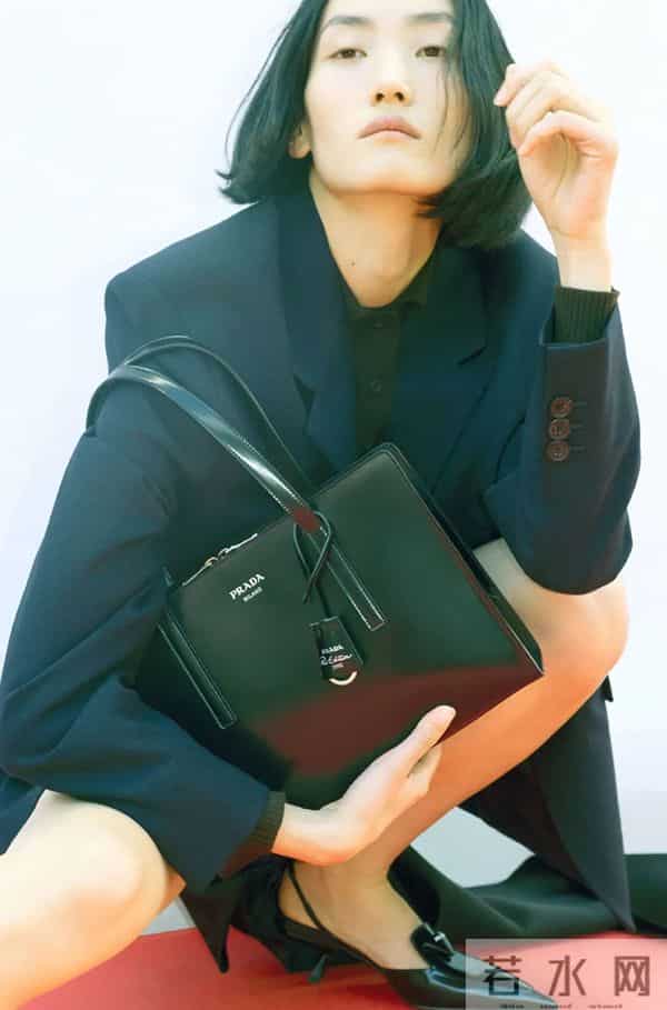 「May I love you」的意思是:在五月,我爱你