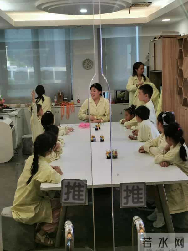 暑假余额不足，推荐带娃去杭州嘟嘟城体验最后的狂欢