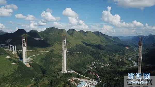 剑桥博士发震撼长文:为何中国肯下血本在西方绝不做的“亏本买卖”上