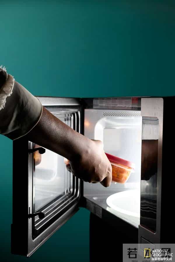 仅60家公司就制造了全球一半塑料污染,普通人费劲环保还有用吗?