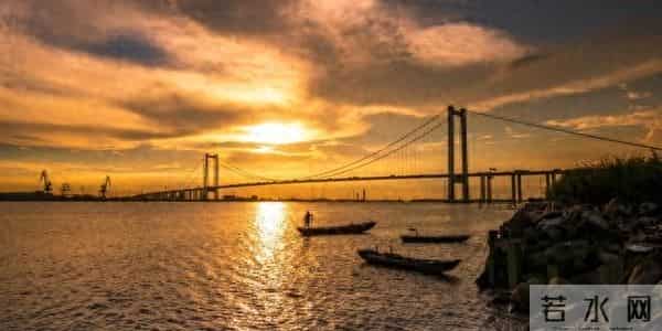 为你整理了50句金句,句句都值得摘抄,建议收藏