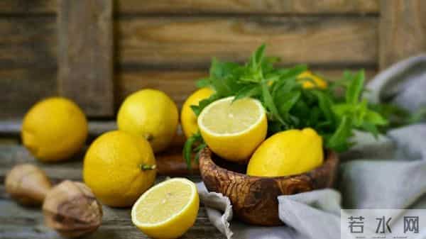 喝柠檬水，6大好处找上你，医生：3类人不要喝，会伤身