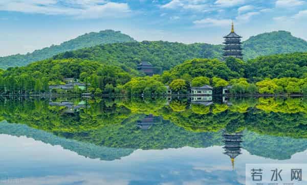 关于国庆节的小学生作文范文20篇