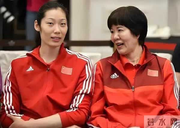 朱婷夜晚发文感恩,20年榜样,师徒三个感人故事铸就中国女排精神