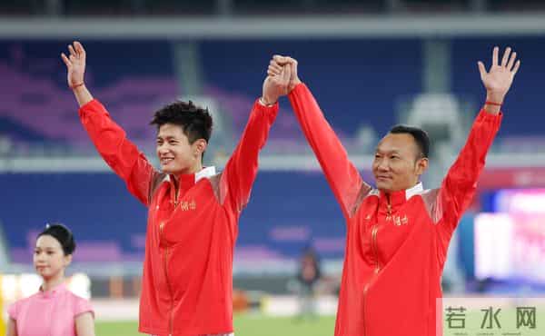 全运会丨舒衡夺得田径男子跳远冠军