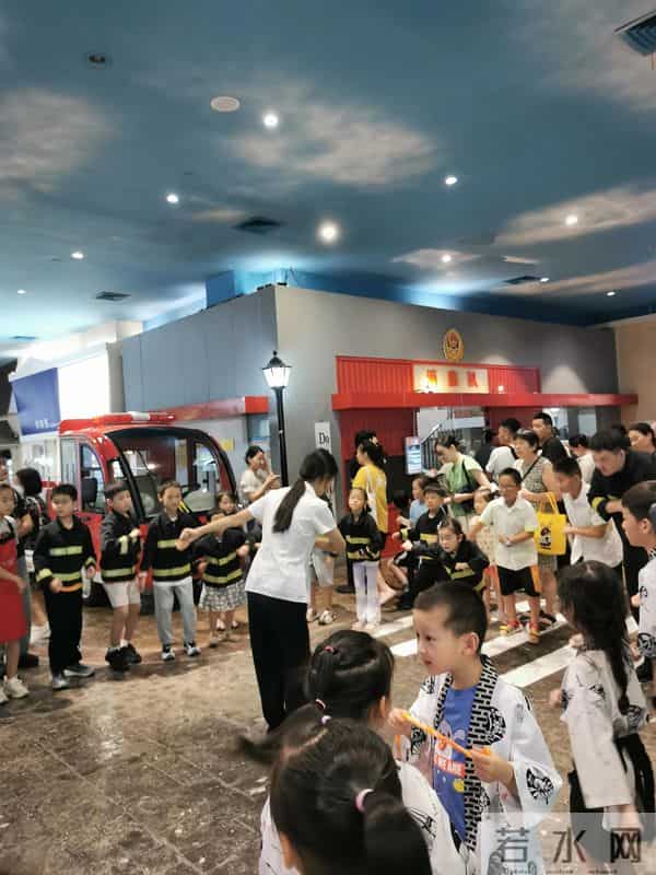 暑假余额不足，推荐带娃去杭州嘟嘟城体验最后的狂欢