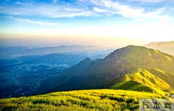 “句子虽短,但句句走心,适合发朋友圈的高质量文案”