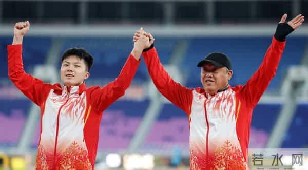 全运会丨舒衡夺得田径男子跳远冠军