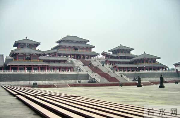 项羽夺天下的过程中,干了三件匪夷所思的事,难怪最终败给了刘邦