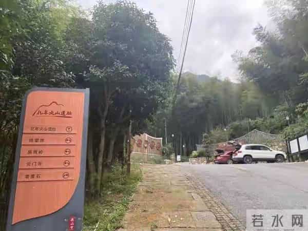 谁能想到，家门口的石头，竟是地球写给时间的情书。