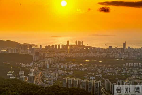 海南三亚：夕阳美景入画来