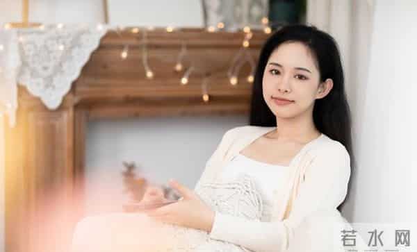 这4个技巧,最容易刺激女人的荷尔蒙,你要掌握好了